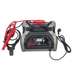 Chargeur batterie  12-24V 50A CROWN 1500W CT37020